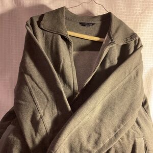 Zip up sweatshirt jacket